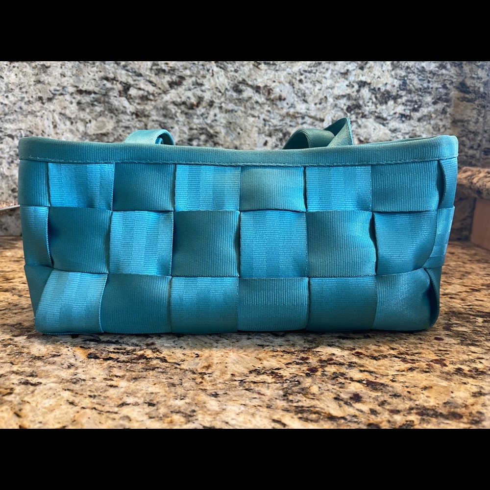 Harvey’s Seatbelt Bag
